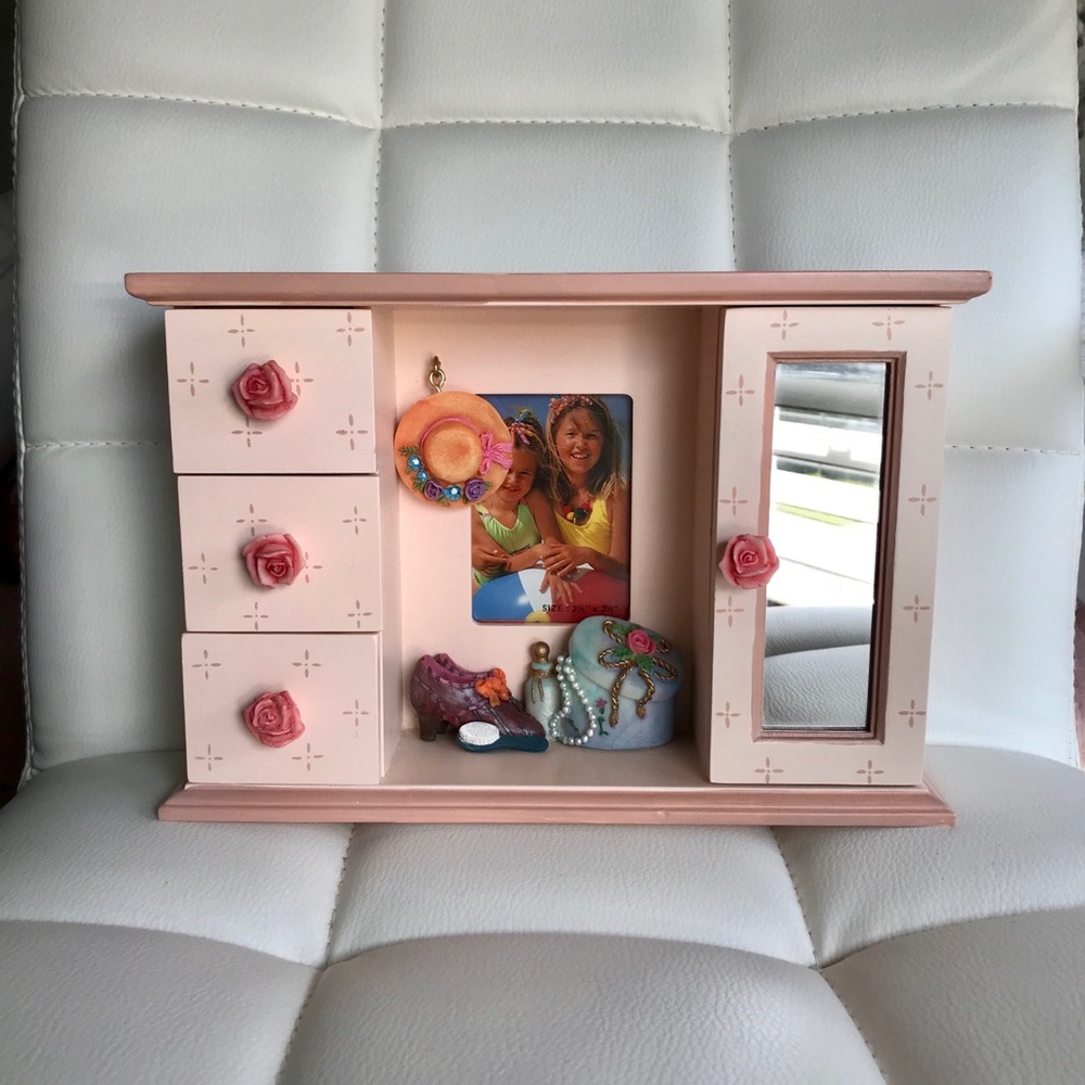 Baby Pink Jewelry Box with Built in Pic Frame🎀
